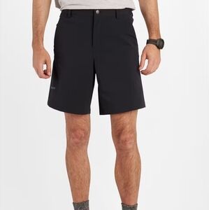 Marmot Men's Arch Rock Shorts Black 8" Flat Front Shorts Size 32